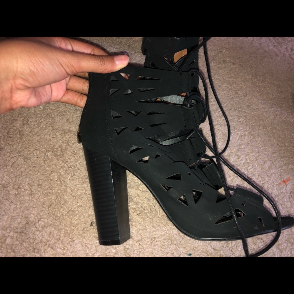 Heels - Picture 2 of 2
